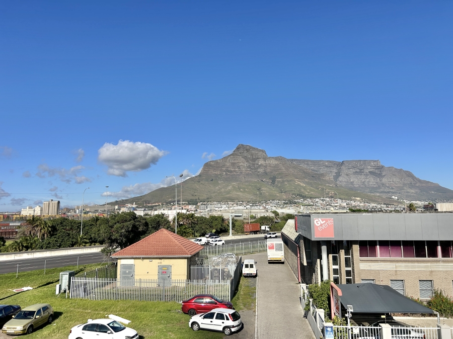 To Let Commercial Property for Rent in Paarden Eiland Western Cape